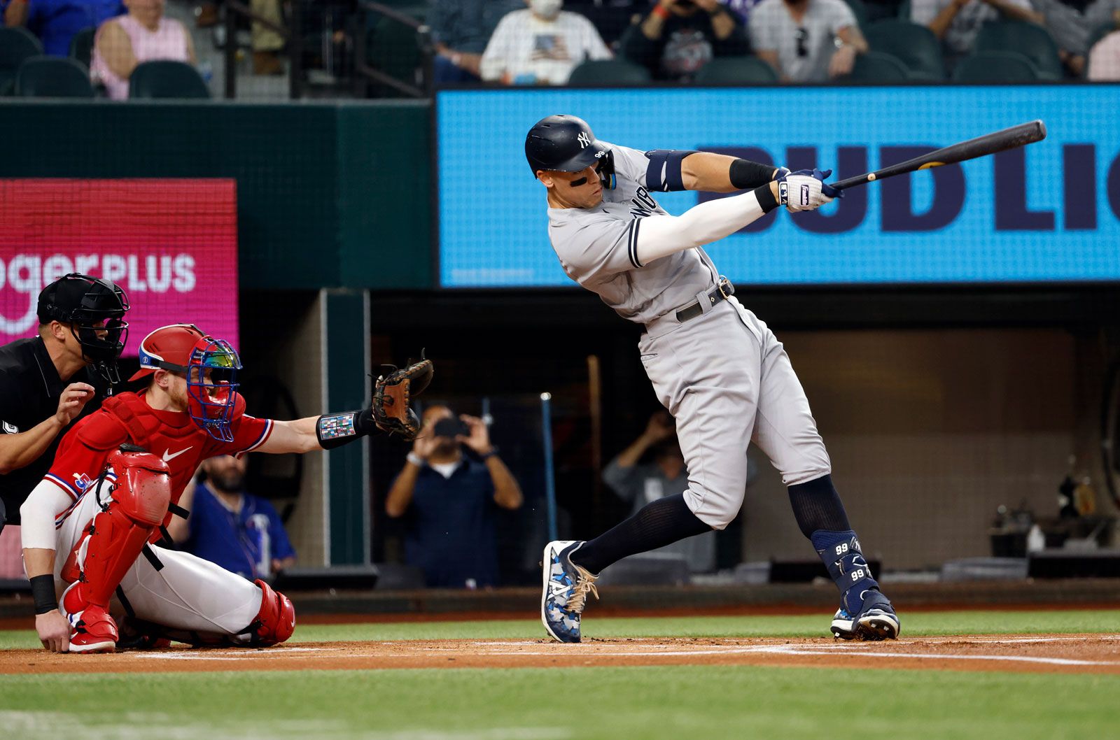MLB Legend Status: Aaron Judge's Powerful Yankees Start MLB Legend Status: Aaron Judge's Powerful Yankees Start