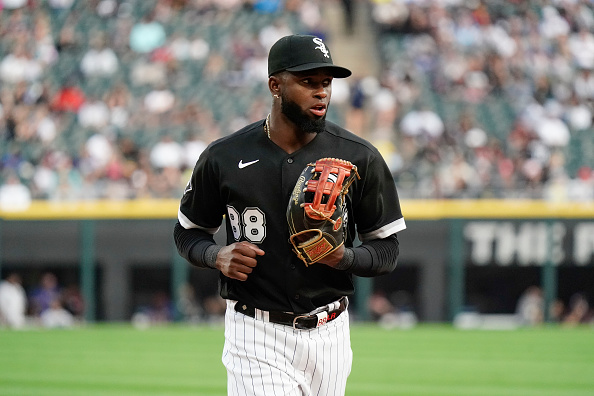 MLB Rumors Roundup: Luis Robert Jr., Arenado, And Key Trade Developments