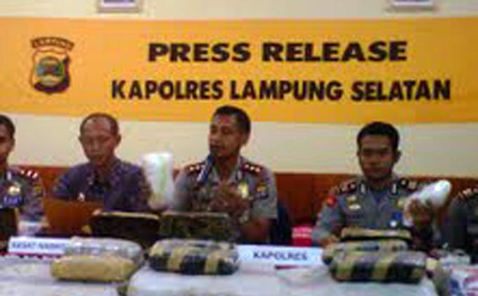 Myanmar: Foto-Foto Ekspos Jaringan Penipuan Online Internasional, Libatkan Warga Indonesia Myanmar: Foto-Foto Ekspos Jaringan Penipuan Online Internasional, Libatkan Warga Indonesia