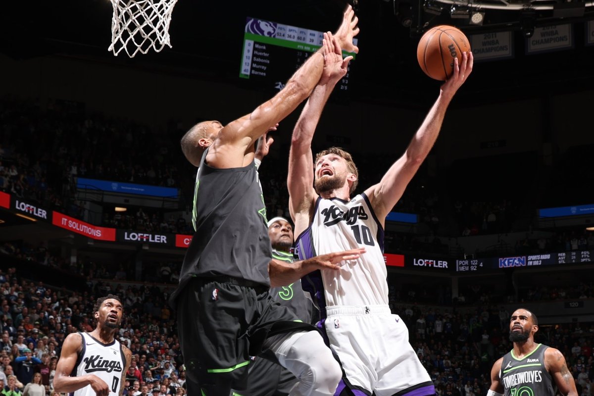 NBA Lyderių Nesėkmė: Duobelė Ir Žaidimo Aspektai NBA Lyderių Nesėkmė: Duobelė Ir Žaidimo Aspektai