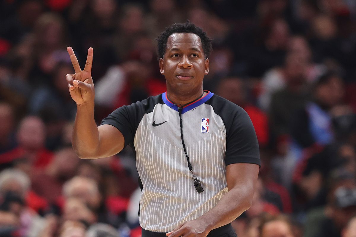 NBA Referees Admit Error In Final Seconds Of Knicks Vs. Pistons Game NBA Referees Admit Error In Final Seconds Of Knicks Vs. Pistons Game