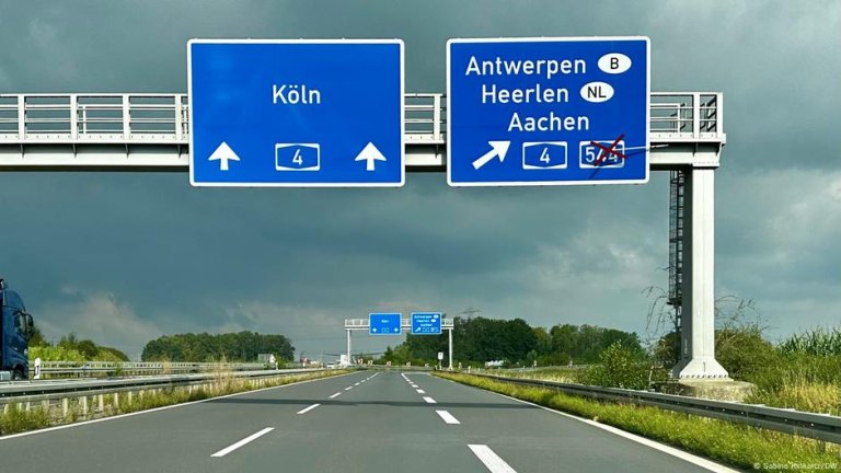 Netherlands Extends Border Checks Despite Fewer Arrests And Asylum Claims Netherlands Extends Border Checks Despite Fewer Arrests And Asylum Claims