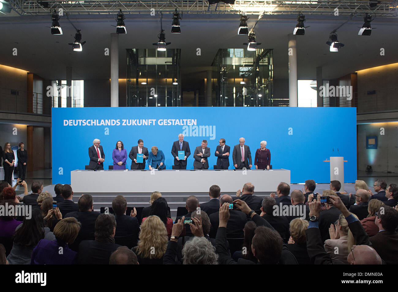 New Parliamentary Head Chosen For Germany's Social Democrats