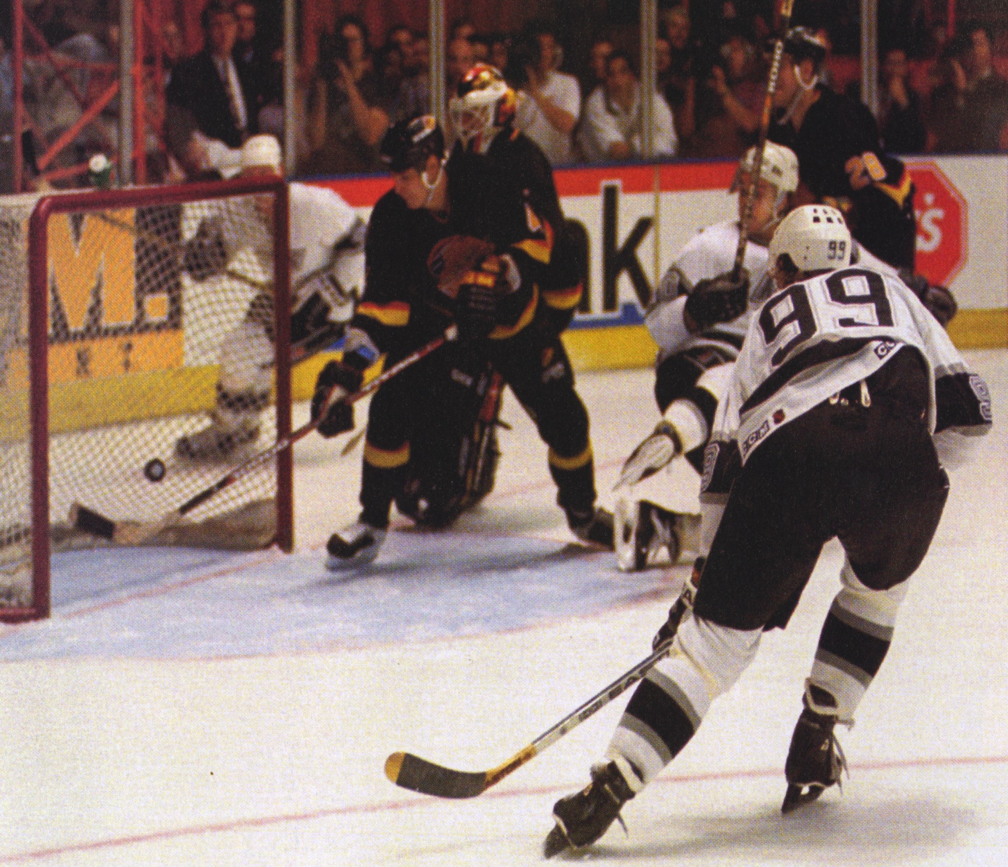 NHL News: Ovechkin Ties Gretzky's All-Time Goal Record - CP NewsAlert