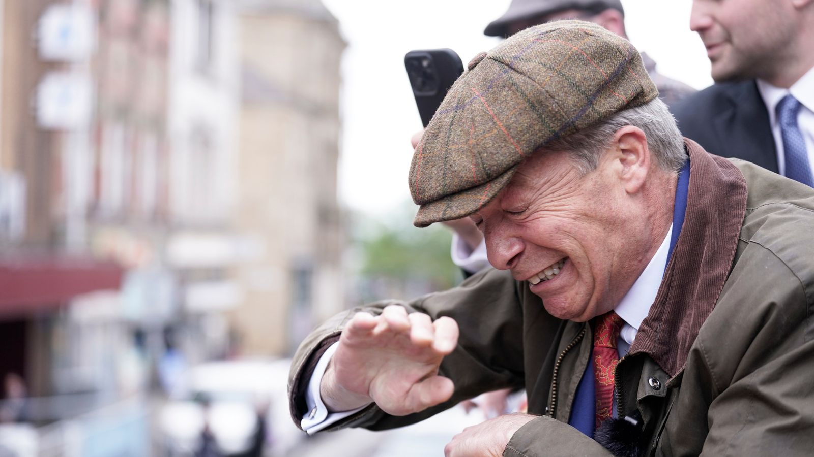 Nigel Farage's Reform UK Faces Split: Ex-Deputy Hints At New Party Nigel Farage's Reform UK Faces Split: Ex-Deputy Hints At New Party