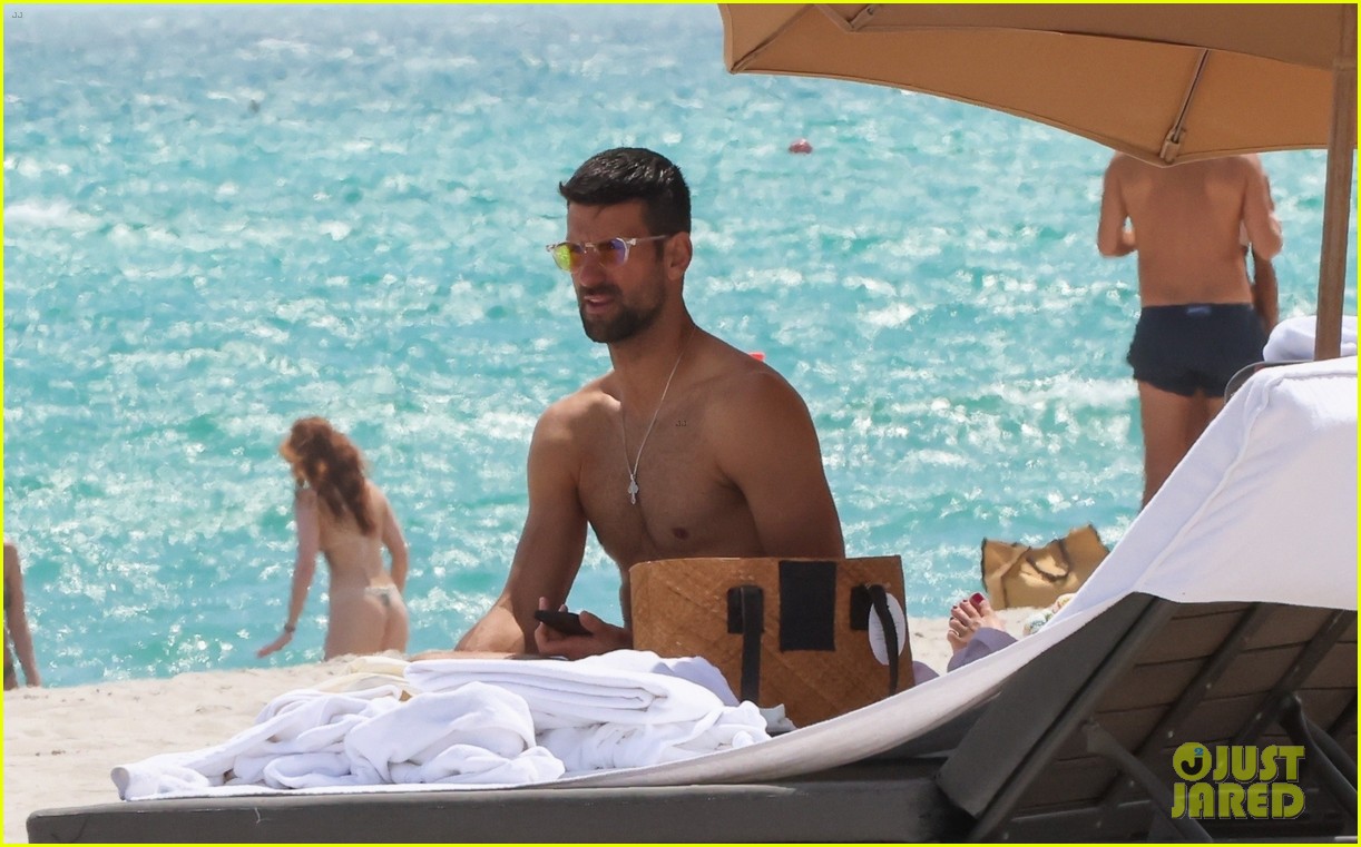 Novak Djokovic'in Miami Açık Finalindeki Başarısı Novak Djokovic'in Miami Açık Finalindeki Başarısı