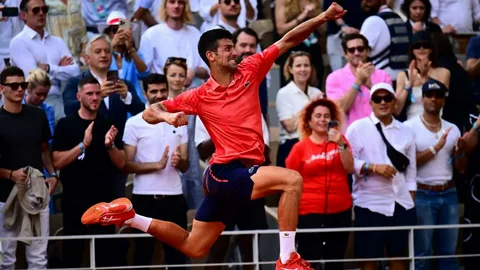 Novak Djokovic'in Rekor Kıran Başarısı: Nadal'ın Efsanevi Yıllarının Sonu Mu? Novak Djokovic'in Rekor Kıran Başarısı: Nadal'ın Efsanevi Yıllarının Sonu Mu?