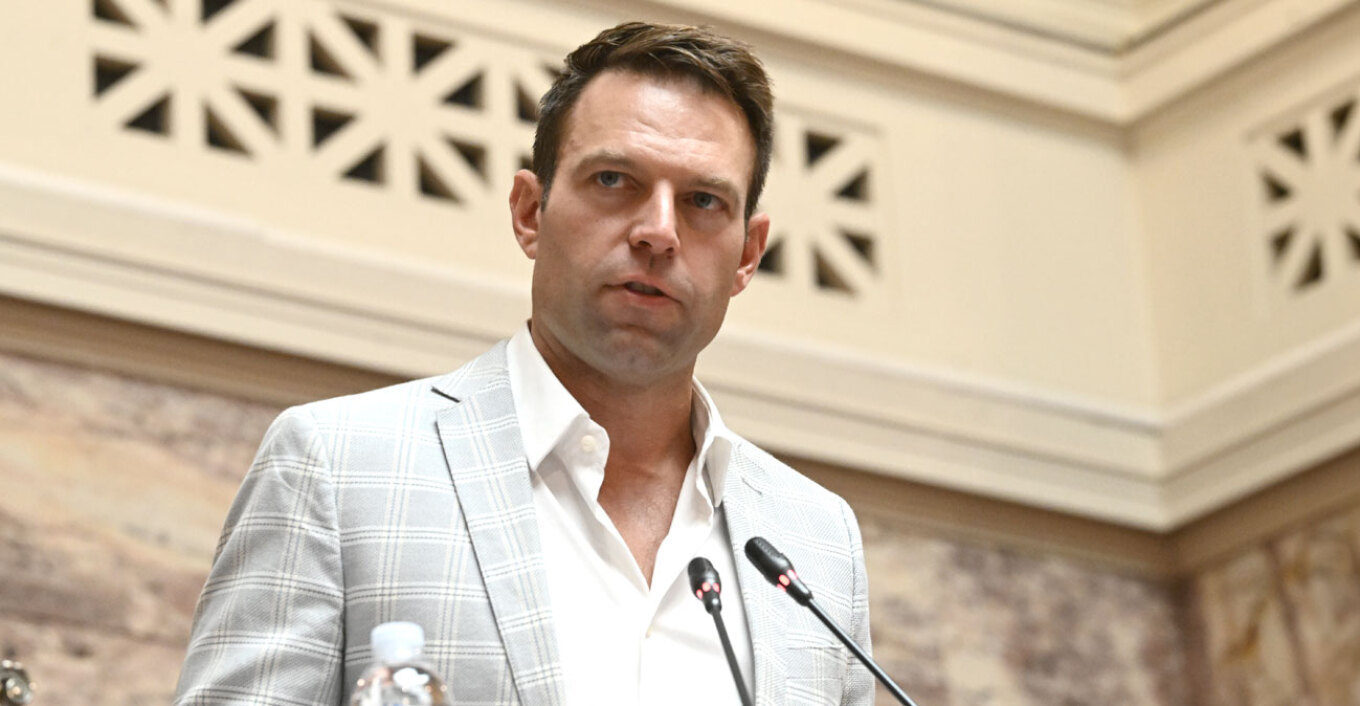 Ο Κασσελάκης Μιλάει Για Τη Ναυτιλία Και Την Νησιωτική Πολιτική Ο Κασσελάκης Μιλάει Για Τη Ναυτιλία Και Την Νησιωτική Πολιτική