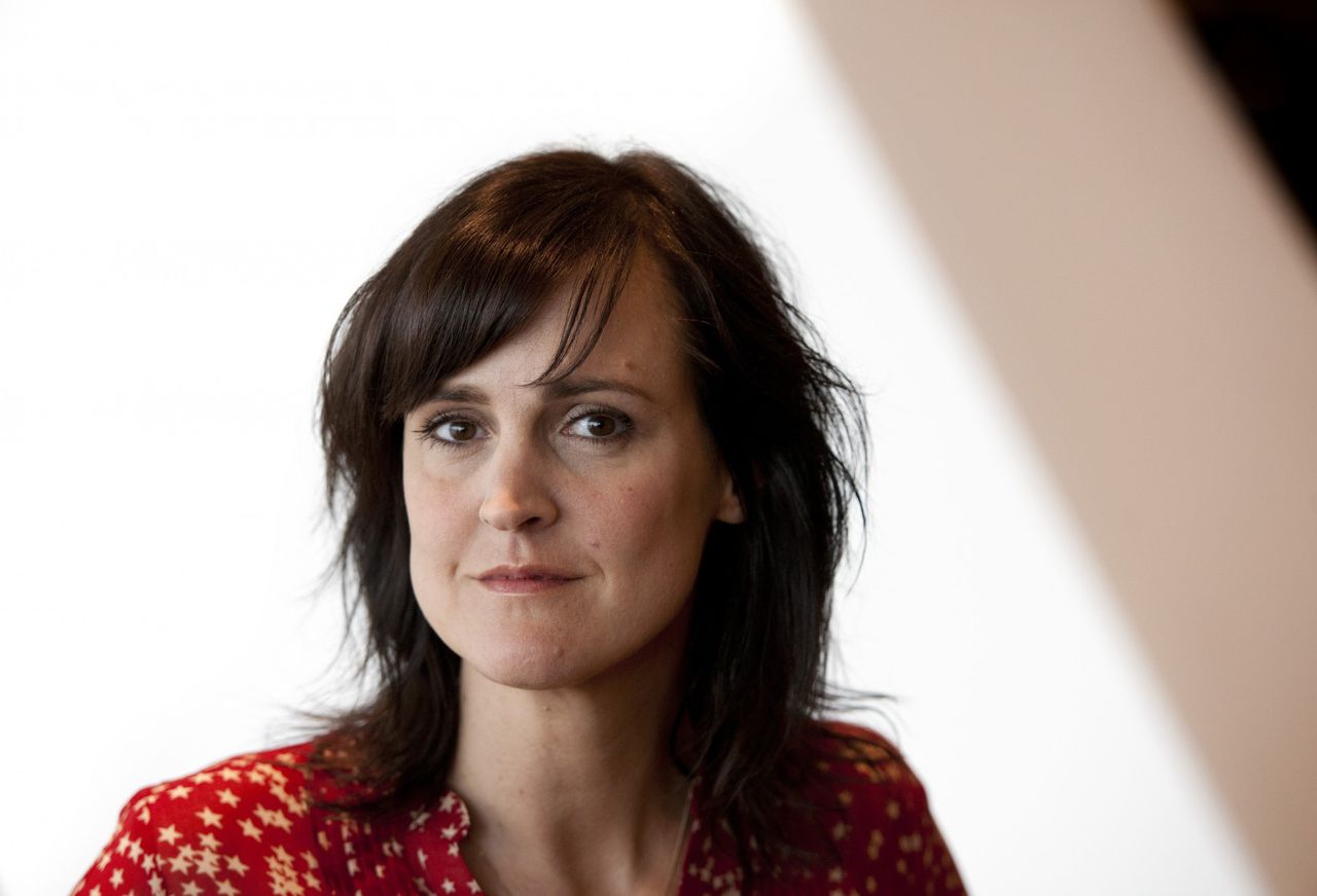 Officieel: Bram Endedijk Is De Nieuwe Presentator Van NRC Vandaag Officieel: Bram Endedijk Is De Nieuwe Presentator Van NRC Vandaag