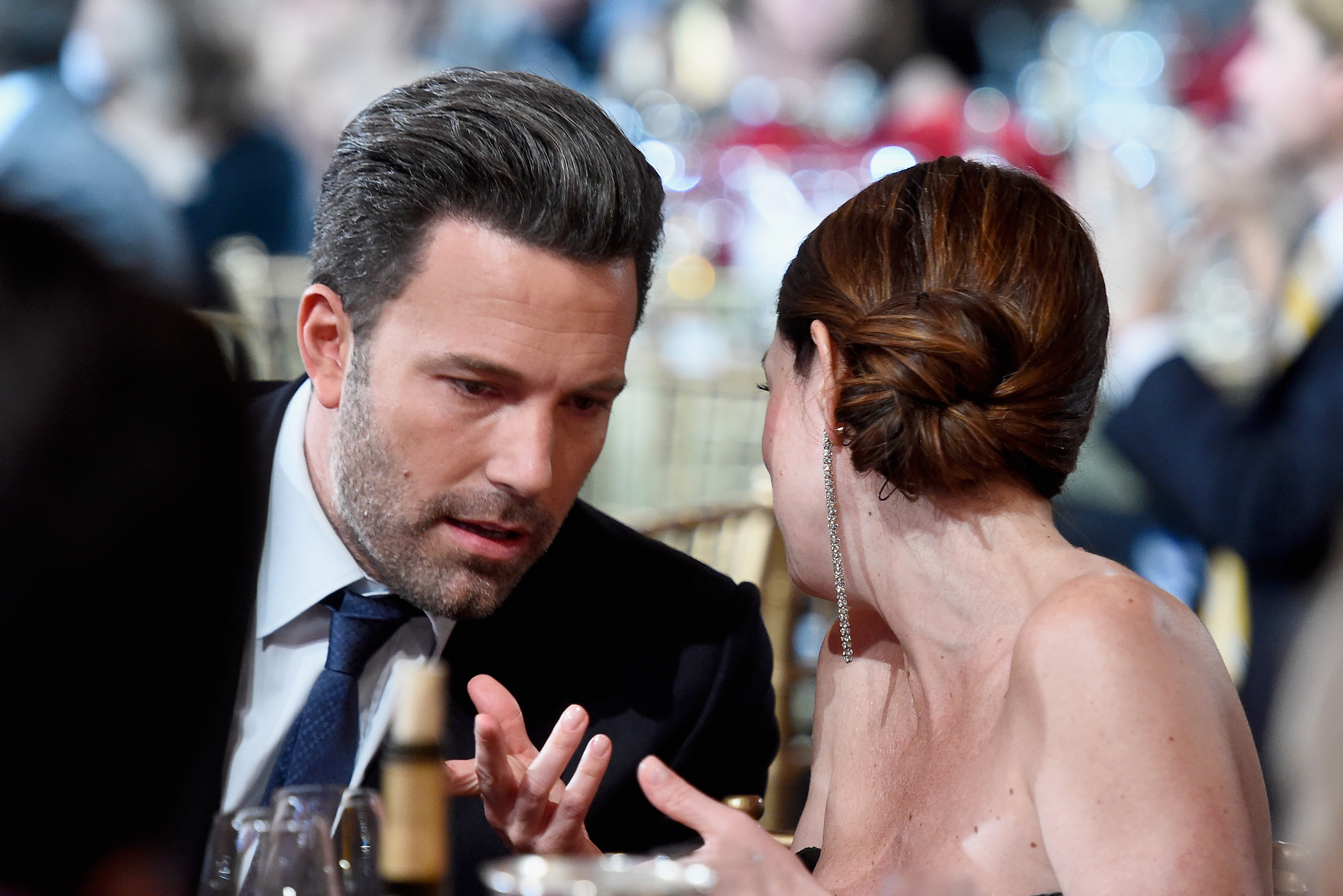 On Set: Ben Affleck And Gillian Anderson Film Action-Packed Scene On Set: Ben Affleck And Gillian Anderson Film Action-Packed Scene