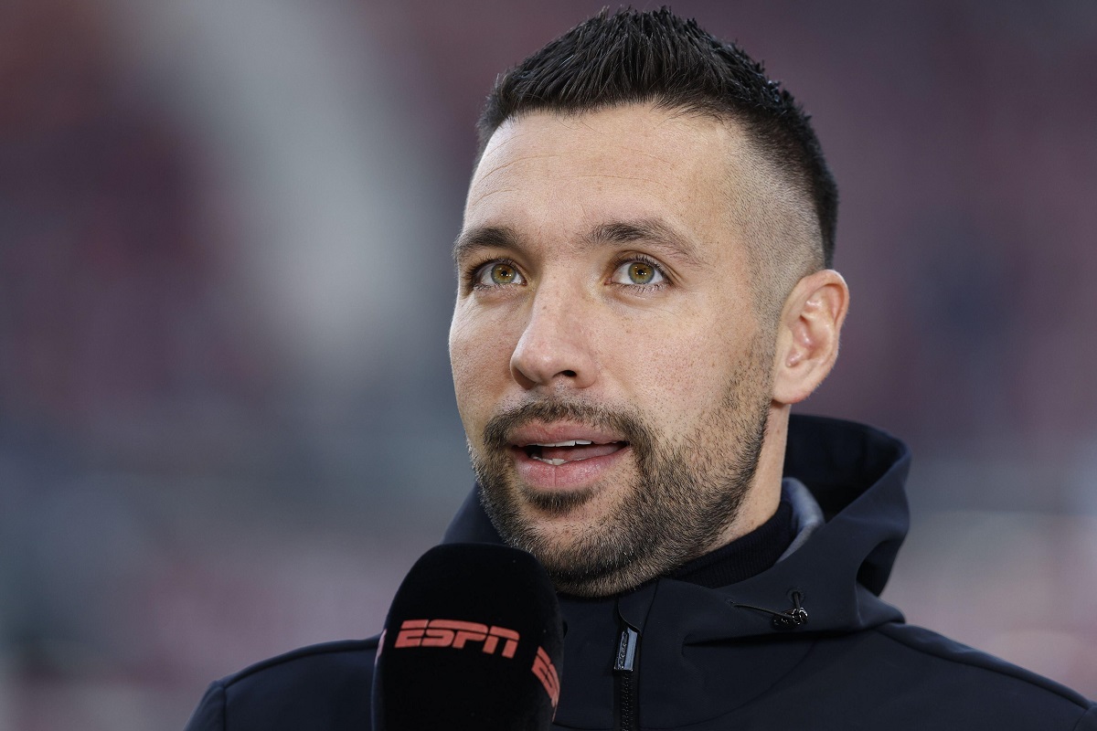 Opmerkelijk Gerucht: PSV-legende Mogelijk Opvolger Farioli Opmerkelijk Gerucht: PSV-legende Mogelijk Opvolger Farioli