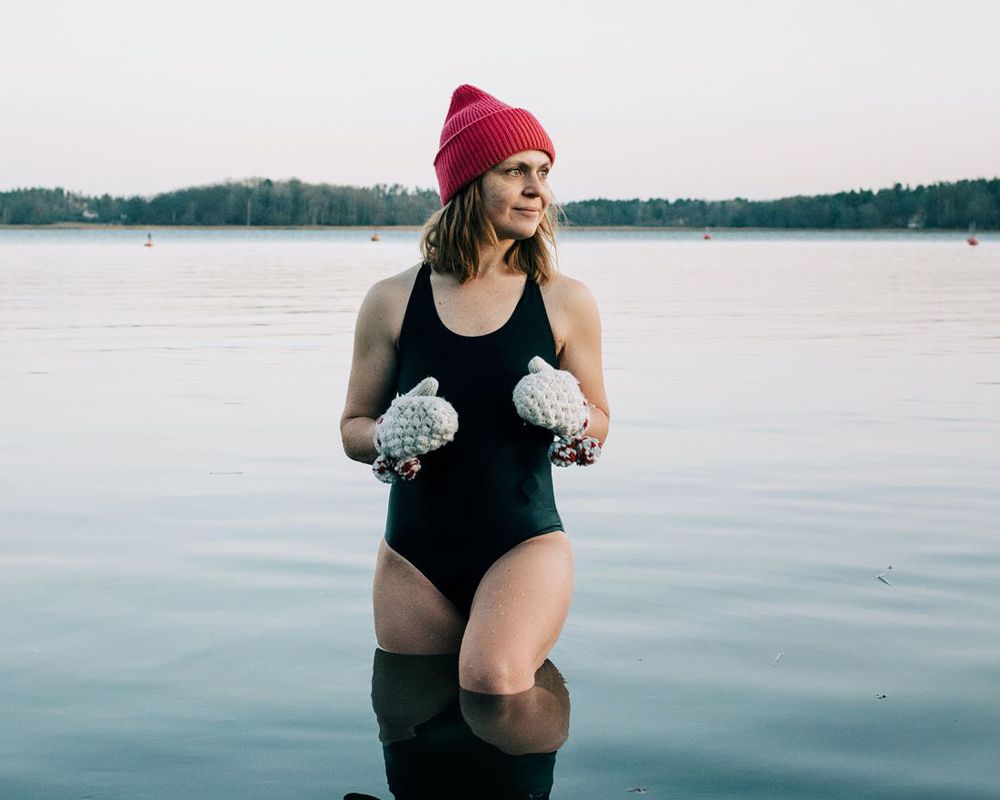 Orlando Bloom's Chilly Fitness Secret: Cold Plunge Benefits Orlando Bloom's Chilly Fitness Secret: Cold Plunge Benefits