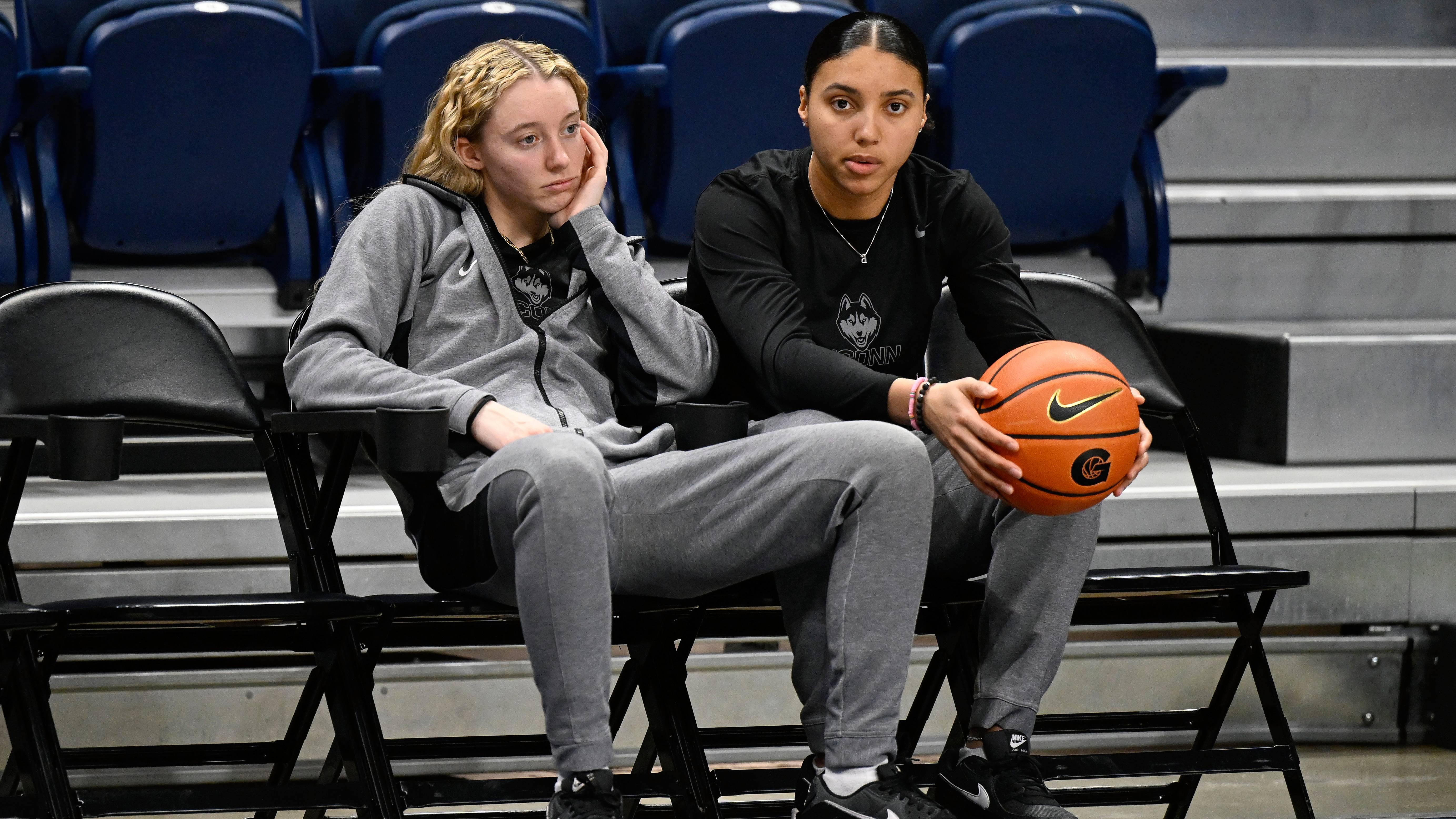 Paige Bueckers' WNBA Debut: 10 Points In Loss To Aces Paige Bueckers' WNBA Debut: 10 Points In Loss To Aces