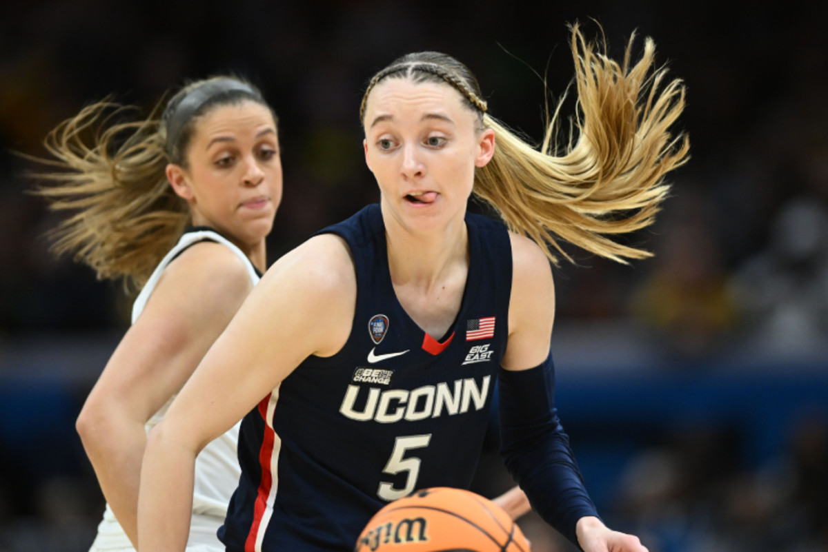 Paige Bueckers' WNBA Start Celebrated With City Name Change Paige Bueckers' WNBA Start Celebrated With City Name Change