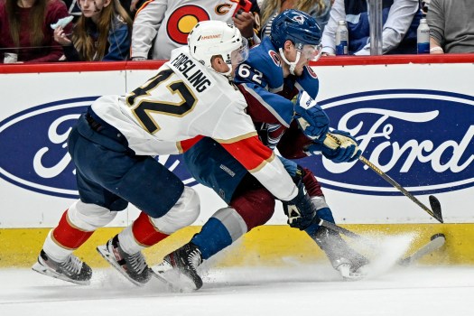 Panthers Stage Third-Period Comeback, Johnston And Rantanen Lead Avalanche Rout Panthers Stage Third-Period Comeback, Johnston And Rantanen Lead Avalanche Rout
