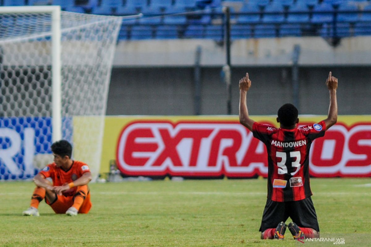 Persipura Jayapura Raih Kemenangan Besar 8-0 Atas RANS FC, Pimpin Klasemen Grup K Liga 2 Persipura Jayapura Raih Kemenangan Besar 8-0 Atas RANS FC, Pimpin Klasemen Grup K Liga 2