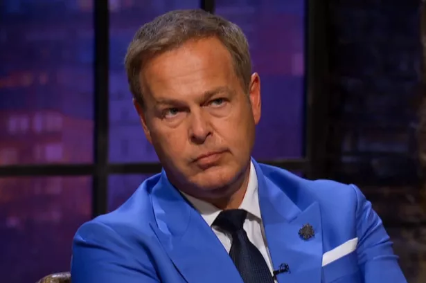 Peter Jones Receives Savage Response On Dragon's Den: Fans Gobsmacked Peter Jones Receives Savage Response On Dragon's Den: Fans Gobsmacked