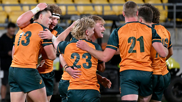 Phipps Questions Australian Rugby's Super Sides Dominance Phipps Questions Australian Rugby's Super Sides Dominance