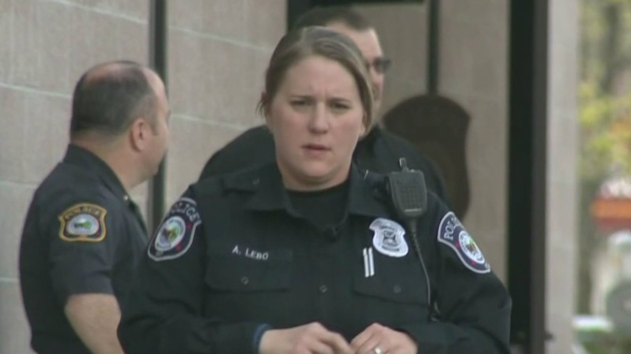 Police Officer Saves Choking Toddler: Bodycam Footage Shows Dramatic Rescue Police Officer Saves Choking Toddler: Bodycam Footage Shows Dramatic Rescue