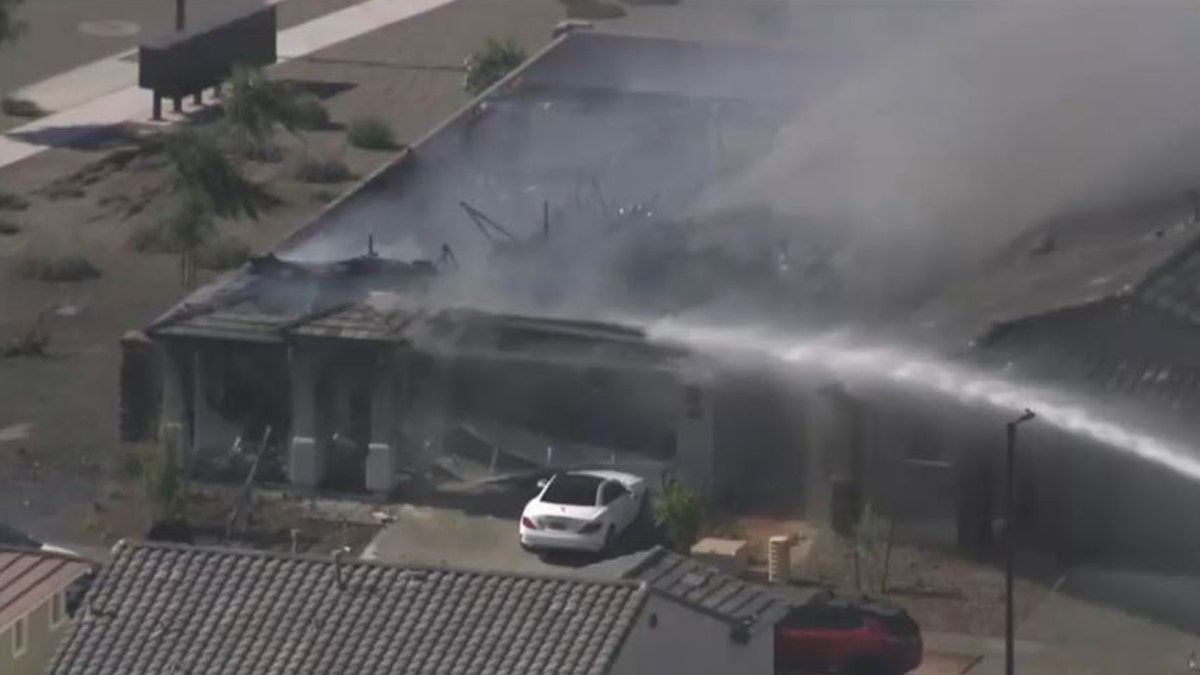 Police Respond To Shooting At Arizona Restaurant; Several Injured Police Respond To Shooting At Arizona Restaurant; Several Injured