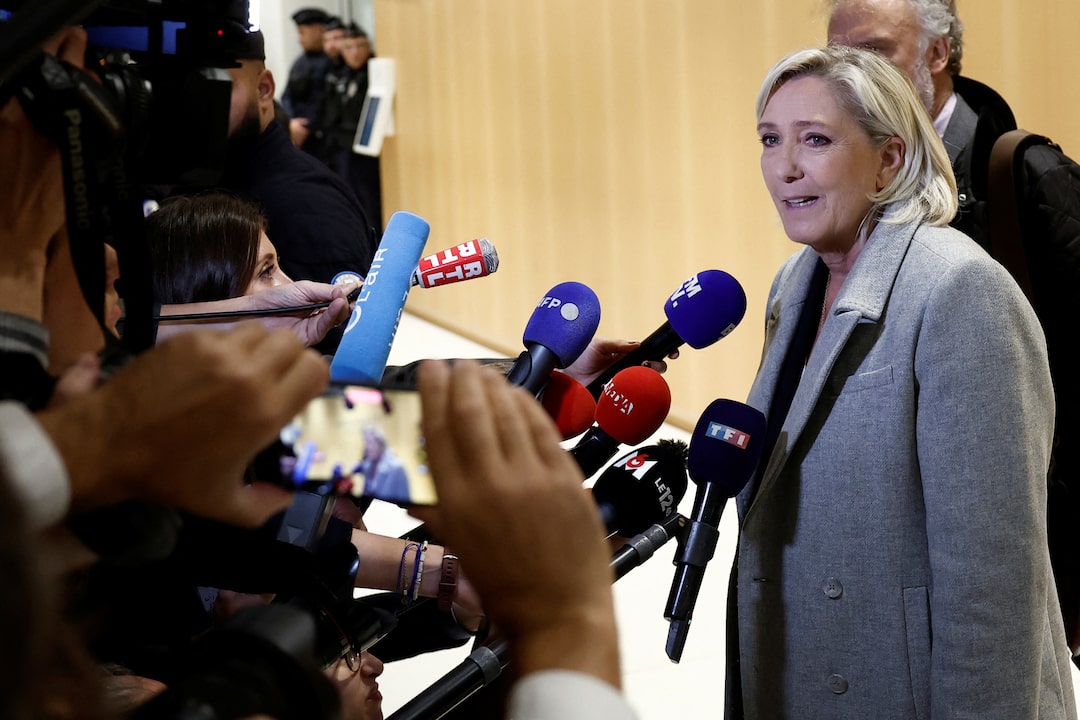 Political Motivation Alleged: Le Pen Addresses Conviction At Paris Gathering Political Motivation Alleged: Le Pen Addresses Conviction At Paris Gathering