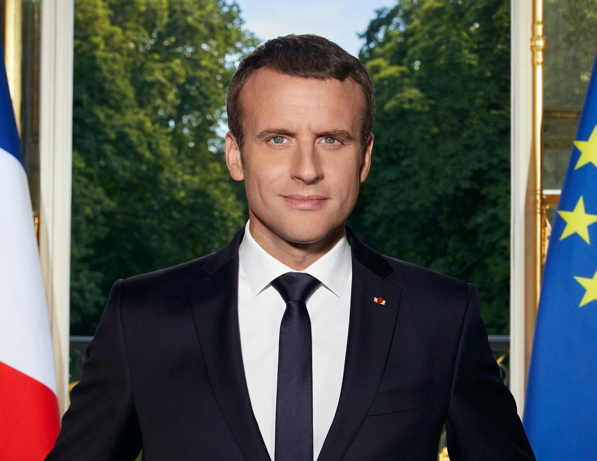 Politique Camerounaise: Macron, Troisième Mandat Et Référendum - Analyse 2032 Politique Camerounaise: Macron, Troisième Mandat Et Référendum - Analyse 2032