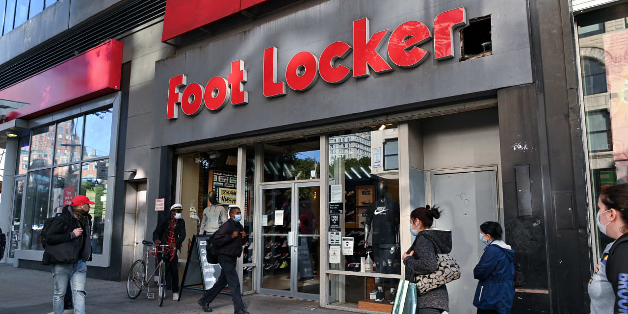 Positive Foot Locker Earnings: A Sign Of Nike's Resurgence? Positive Foot Locker Earnings: A Sign Of Nike's Resurgence?