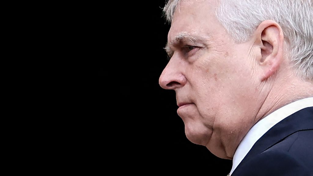 Prins Andrew: Geheime Ontmoetingen, Chinese Spion En Xi Jinping Prins Andrew: Geheime Ontmoetingen, Chinese Spion En Xi Jinping