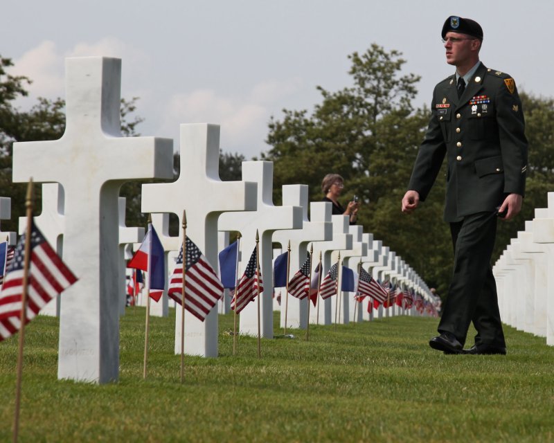 Profiting From Death: Corruption In Ukraine's Military Cemeteries Profiting From Death: Corruption In Ukraine's Military Cemeteries