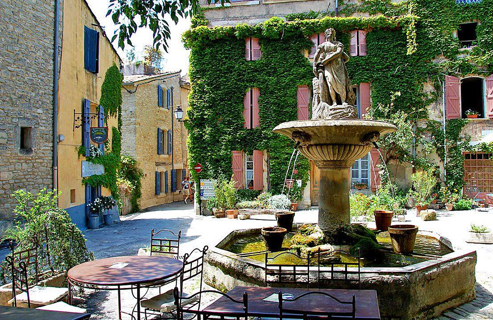 Provence Self-Guided Walking Tour: Mountain To Coast Itinerary Provence Self-Guided Walking Tour: Mountain To Coast Itinerary