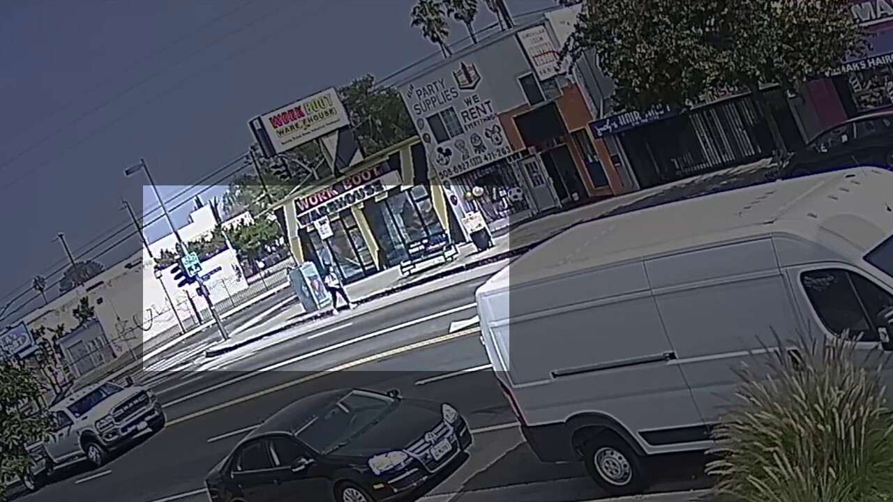 Racist Stabbing: Woman Kills Man In Unprovoked Attack Racist Stabbing: Woman Kills Man In Unprovoked Attack