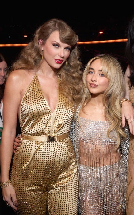 Report: Sabrina Carpenter Reaches Out To Taylor Swift For Relationship Help Report: Sabrina Carpenter Reaches Out To Taylor Swift For Relationship Help