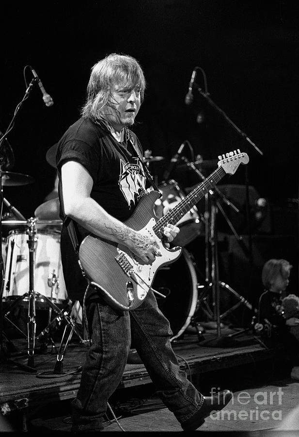 Rick Derringer, Rock Guitarist, Dead At 77 Rick Derringer, Rock Guitarist, Dead At 77