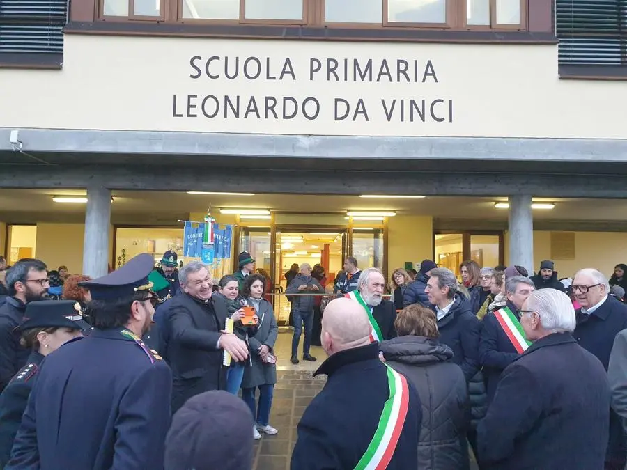 Ristoranti Palestinesi Nel Mirino: 200 Manifestanti Protestano Dopo Gli Atti Vandalici Ristoranti Palestinesi Nel Mirino: 200 Manifestanti Protestano Dopo Gli Atti Vandalici