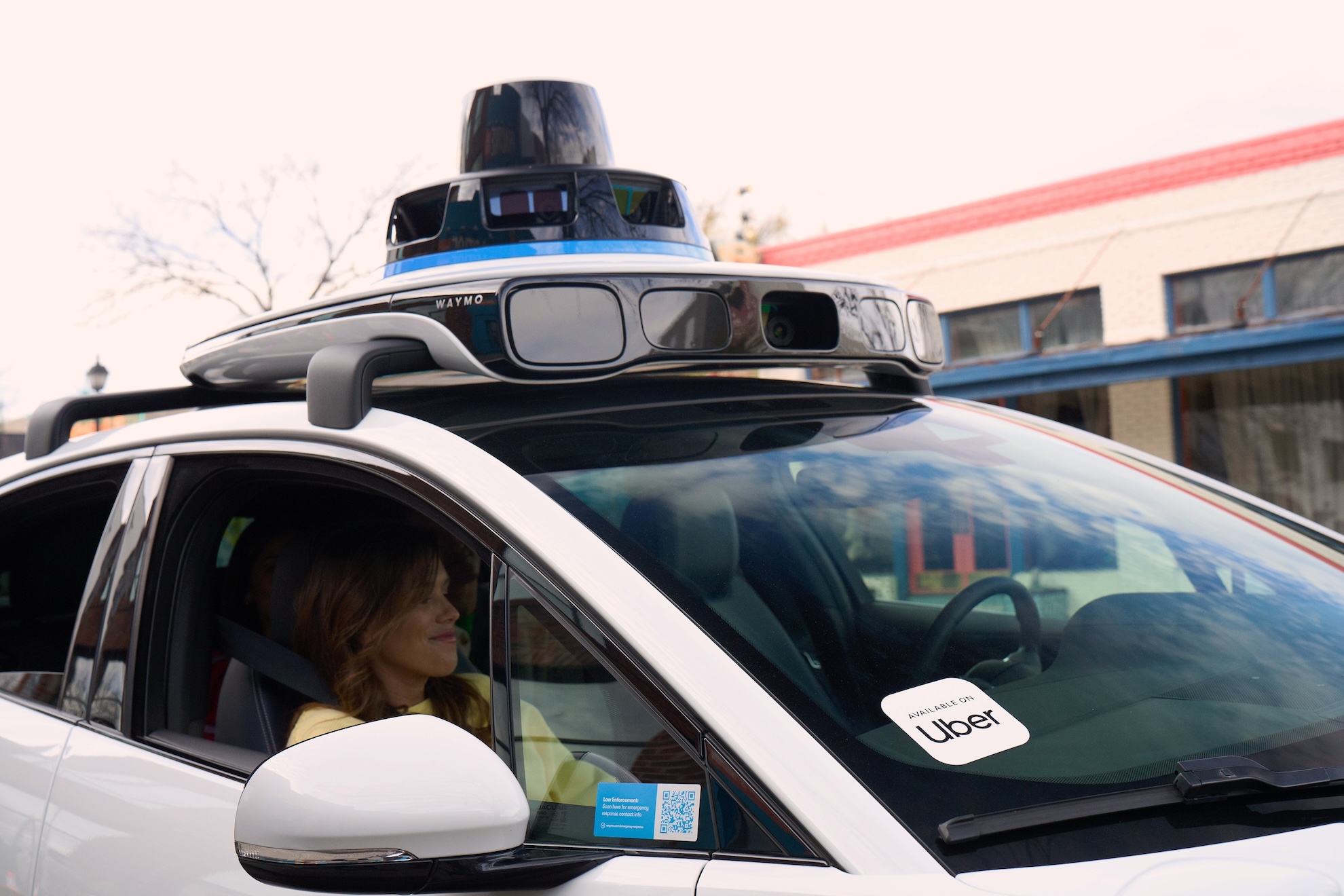 Robotaxi Revolution: Waymo And Uber Launch In Austin, Texas Robotaxi Revolution: Waymo And Uber Launch In Austin, Texas