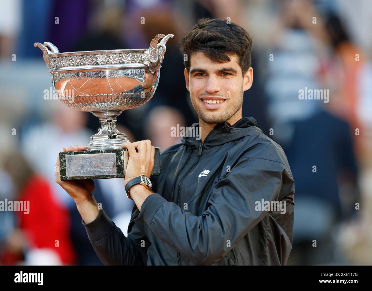 Roland Garros 2024: Alcaraz And Swiatek Begin Their Campaigns Roland Garros 2024: Alcaraz And Swiatek Begin Their Campaigns