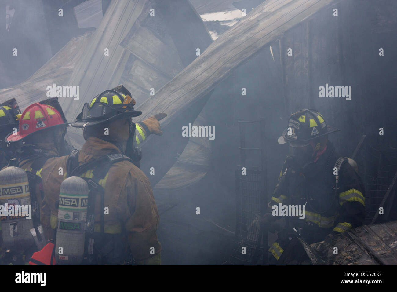 Roof Collapse In Tucson: Firefighters Avoid Tragedy Roof Collapse In Tucson: Firefighters Avoid Tragedy
