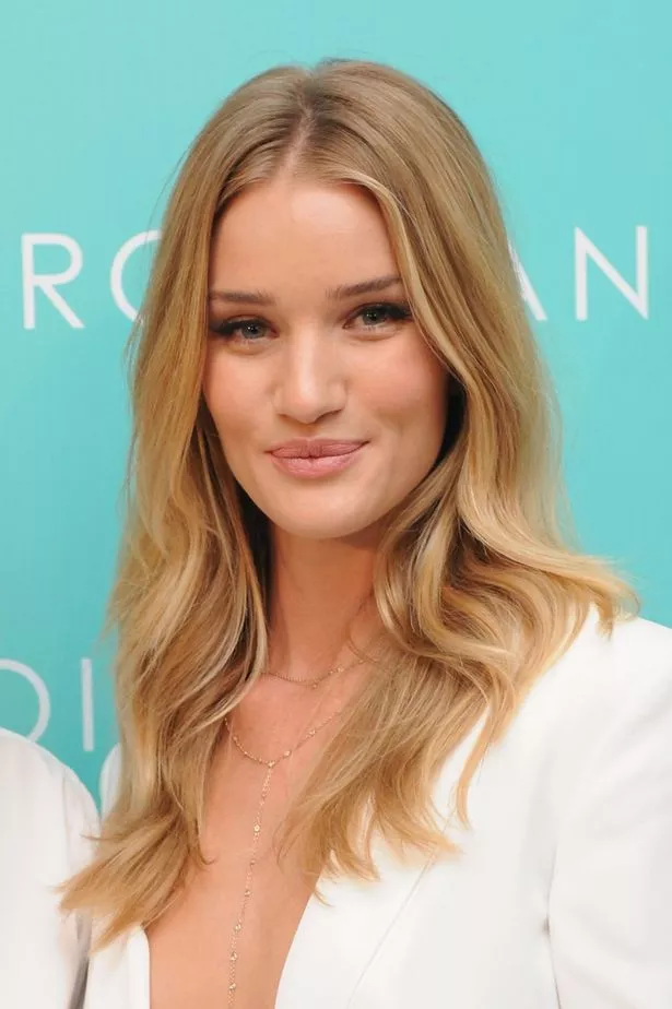 Rosie Huntington-Whiteley: A Stunning White Lingerie Look Rosie Huntington-Whiteley: A Stunning White Lingerie Look