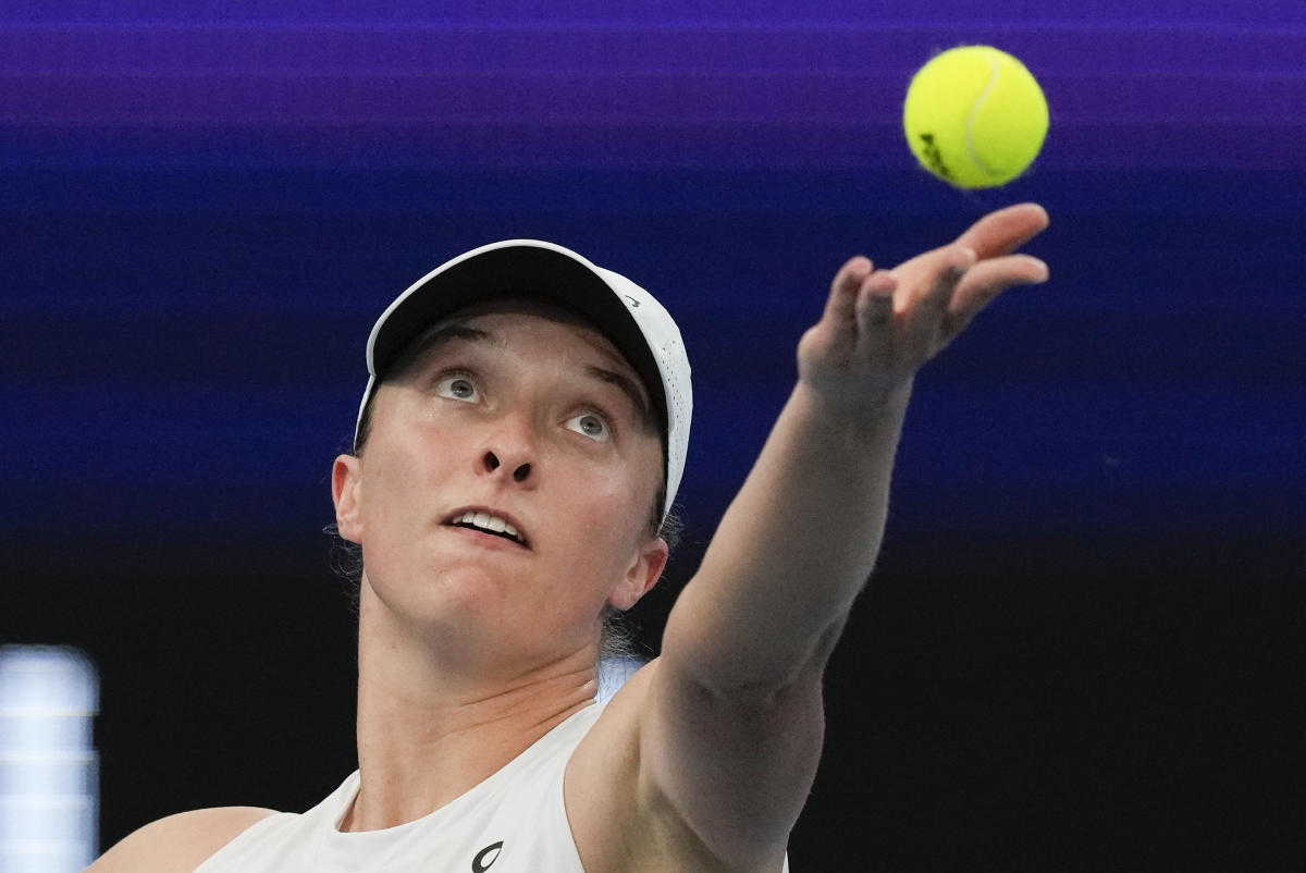 Sabalenka Defeats Gauff In Madrid Open Final Sabalenka Defeats Gauff In Madrid Open Final