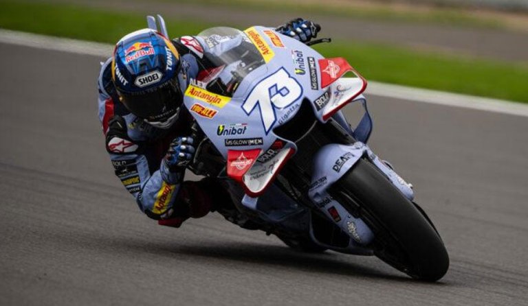 Saksikan Live Trans7: Sprint Race MotoGP Inggris, Rins Pecah Rekor, Marquez Jatuh Saksikan Live Trans7: Sprint Race MotoGP Inggris, Rins Pecah Rekor, Marquez Jatuh