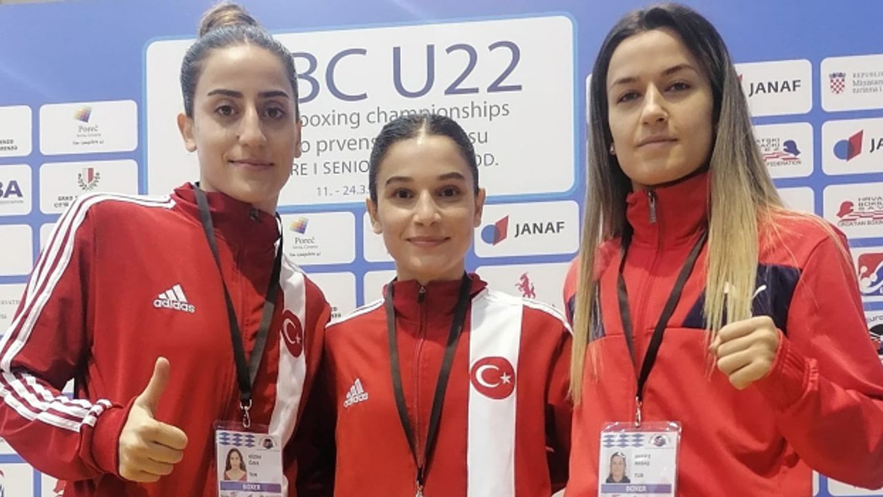 Samsun'da Düzenlenen Hamdi Yıldırım Kadınlar Boks Şampiyonası