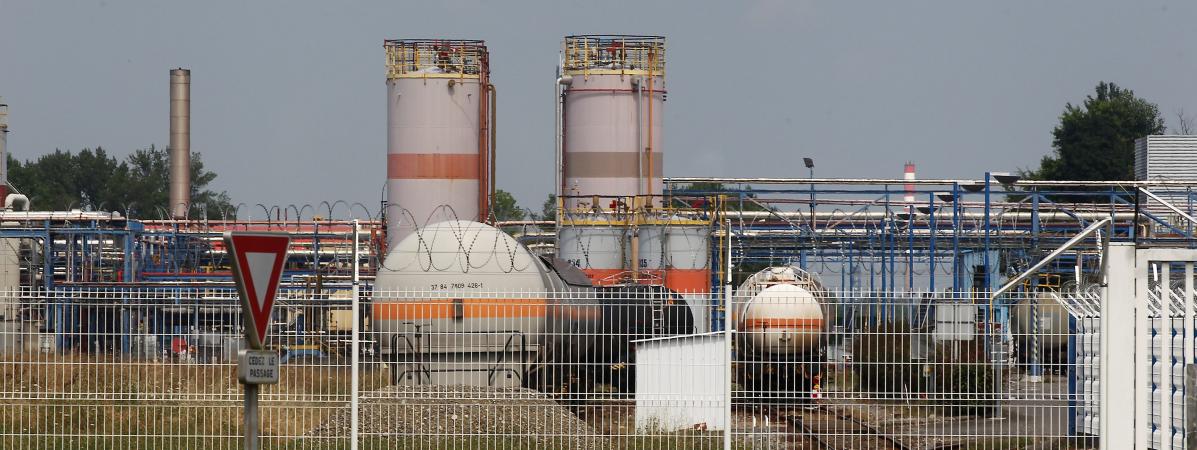 Sanofi Et Dépakine : Enquête Sur Les Rejets Toxiques De L'Usine De Mourenx Sanofi Et Dépakine : Enquête Sur Les Rejets Toxiques De L'Usine De Mourenx