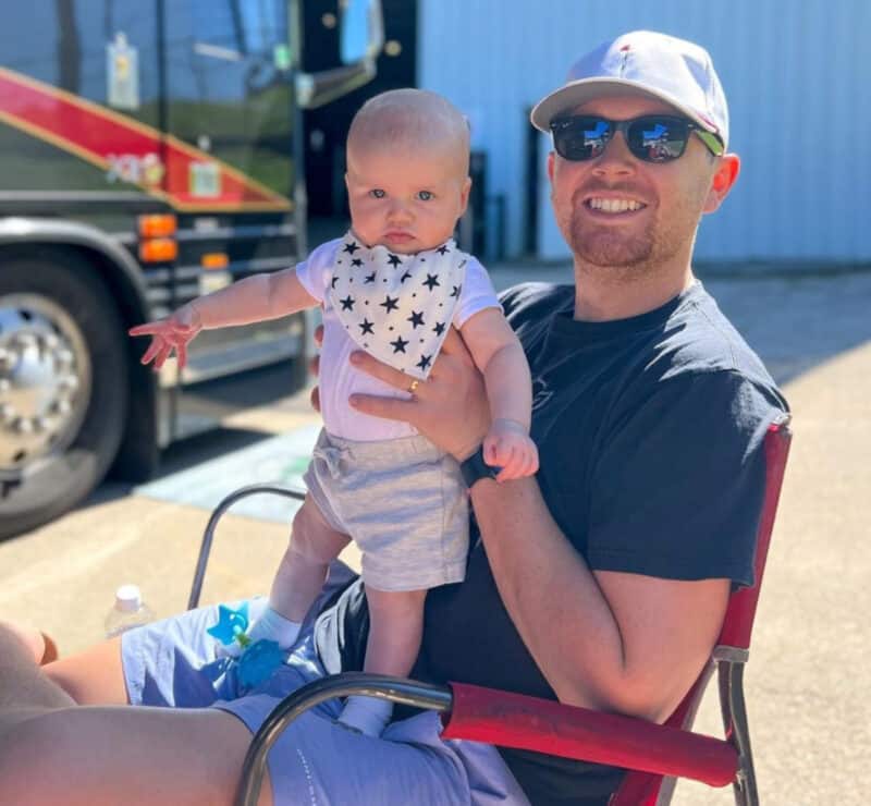 Scotty McCreery's Son Honors George Strait: A Sweet Video Tribute Scotty McCreery's Son Honors George Strait: A Sweet Video Tribute