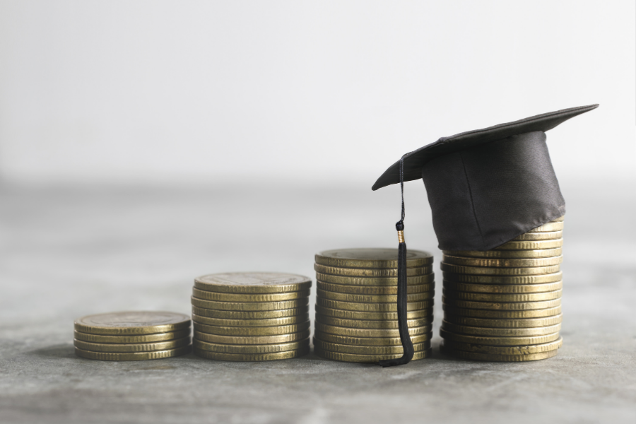 Segundo Mandato De Trump: El Futuro De Los Préstamos Estudiantiles En Riesgo. Segundo Mandato De Trump: El Futuro De Los Préstamos Estudiantiles En Riesgo.