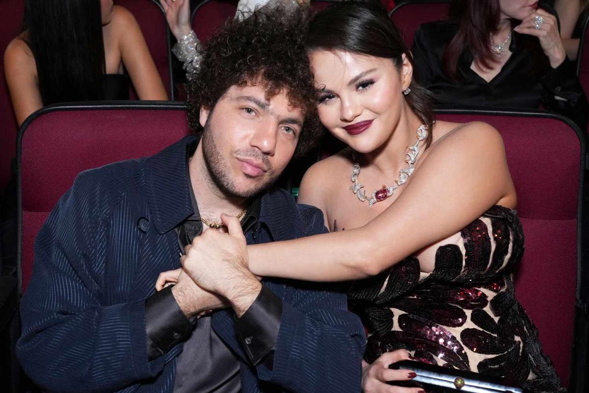Selena Gomez Denies Wedding First Dance With Benny Blanco Selena Gomez Denies Wedding First Dance With Benny Blanco