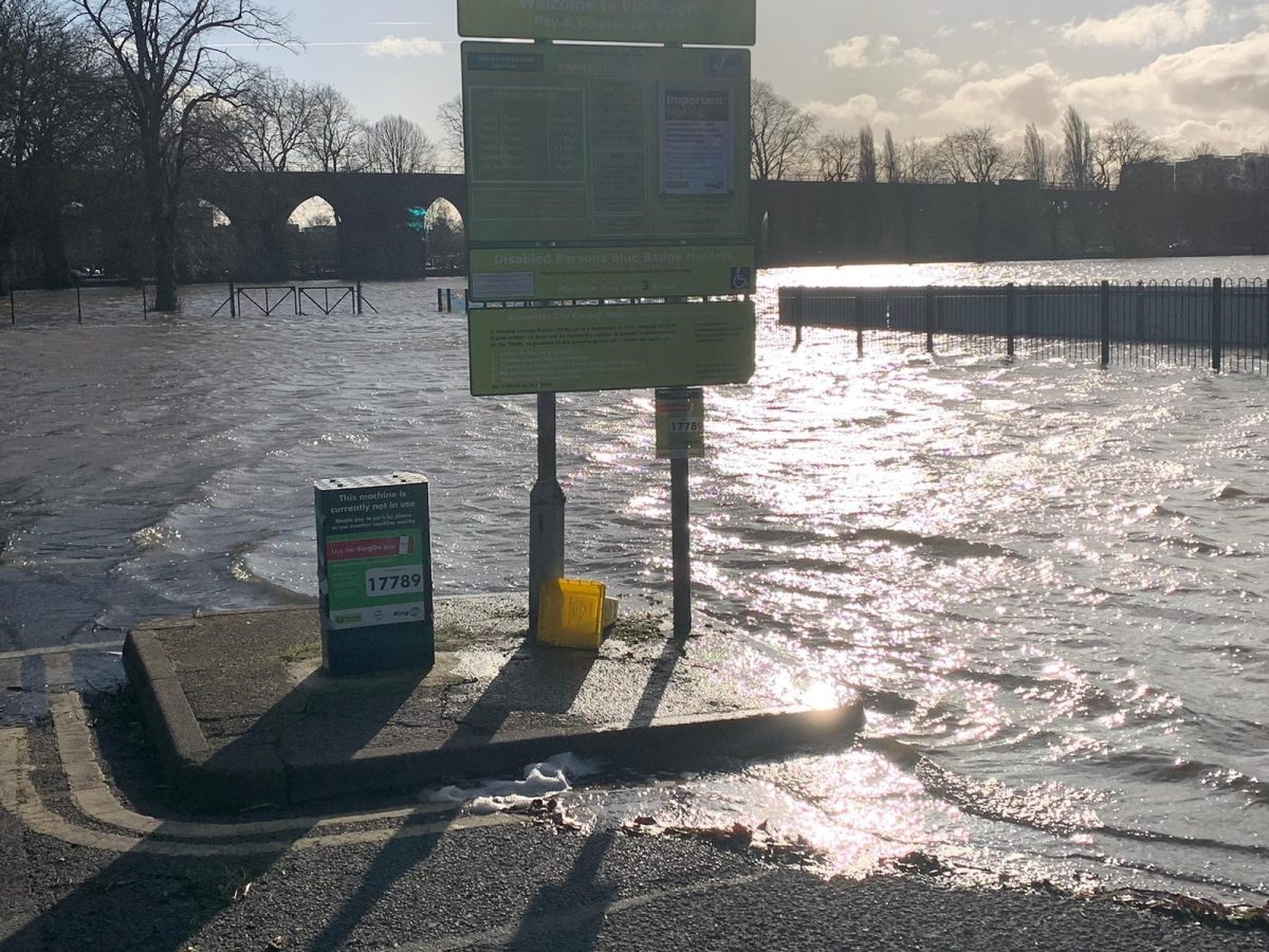 Severe Thunderstorms Bring Flash Flood Warning To Hampshire And Worcester Severe Thunderstorms Bring Flash Flood Warning To Hampshire And Worcester