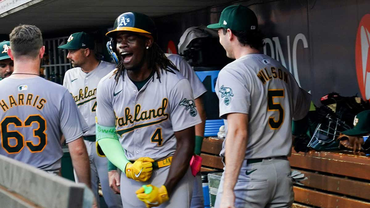 Slumping Reds Make MLB History With Another 1-0 Defeat Slumping Reds Make MLB History With Another 1-0 Defeat