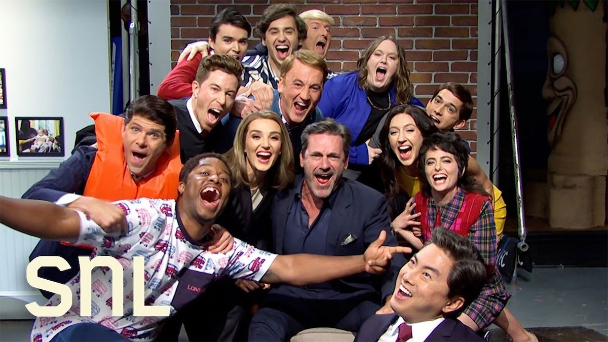 SNL Season 50 Finale: Johansson And Goggins Take The Stage SNL Season 50 Finale: Johansson And Goggins Take The Stage