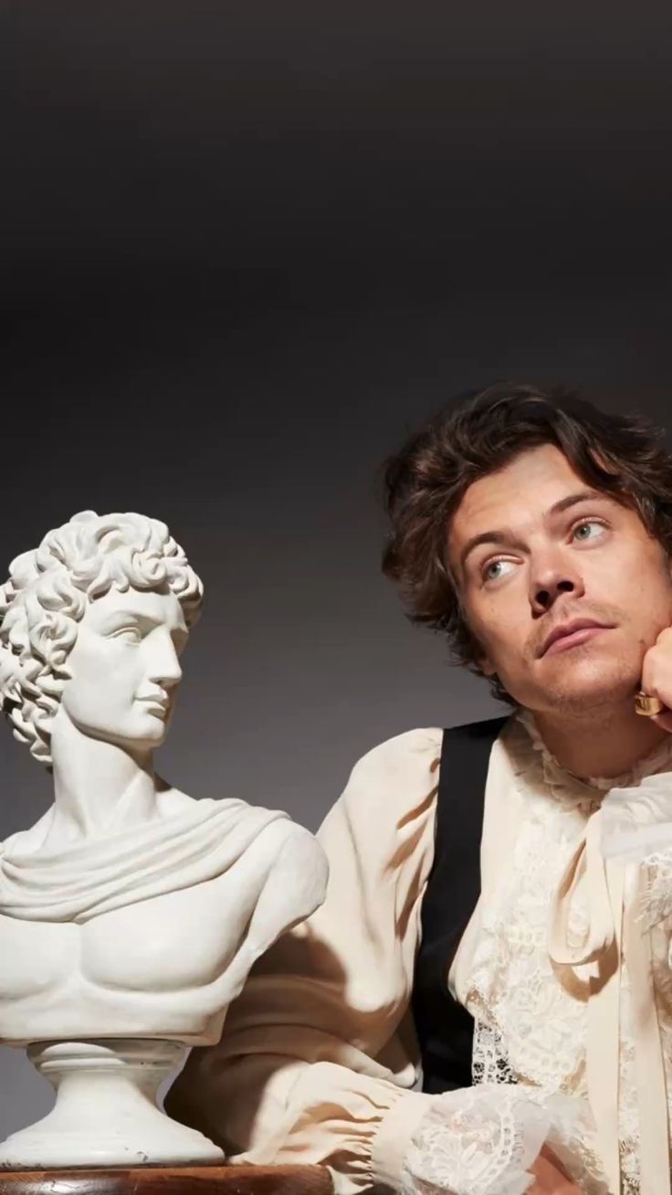 SNL's Harry Styles Impression: His Disappointed Response SNL's Harry Styles Impression: His Disappointed Response