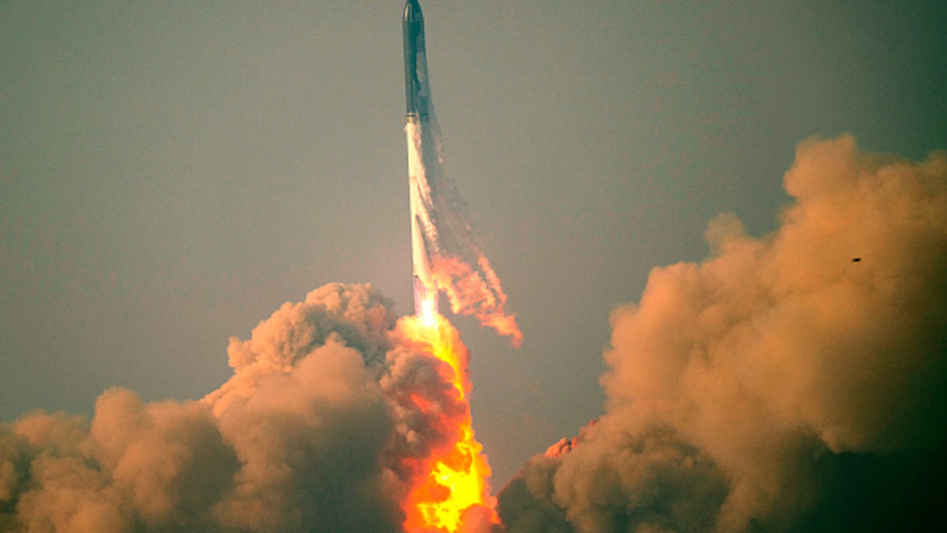 SpaceX Starship Launch 9: FAA Greenlights Flight With Safety Precautions SpaceX Starship Launch 9: FAA Greenlights Flight With Safety Precautions